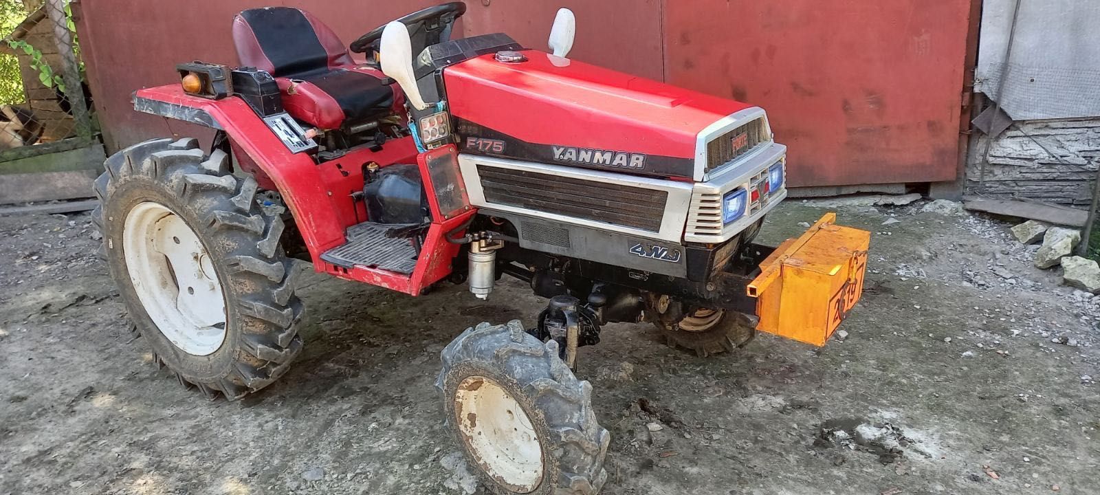 Трактор Yanmar 175