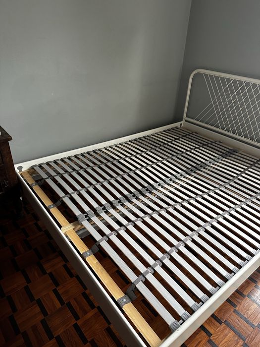 Cama casal ikea 200x160