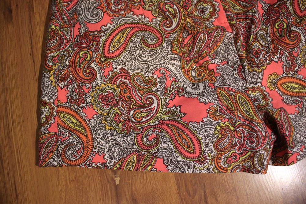 Spodenki H&M r. 42 damskie wielokolor wzór bawełna