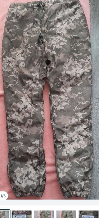 Штани піксель зимові М, в хорошому стані.