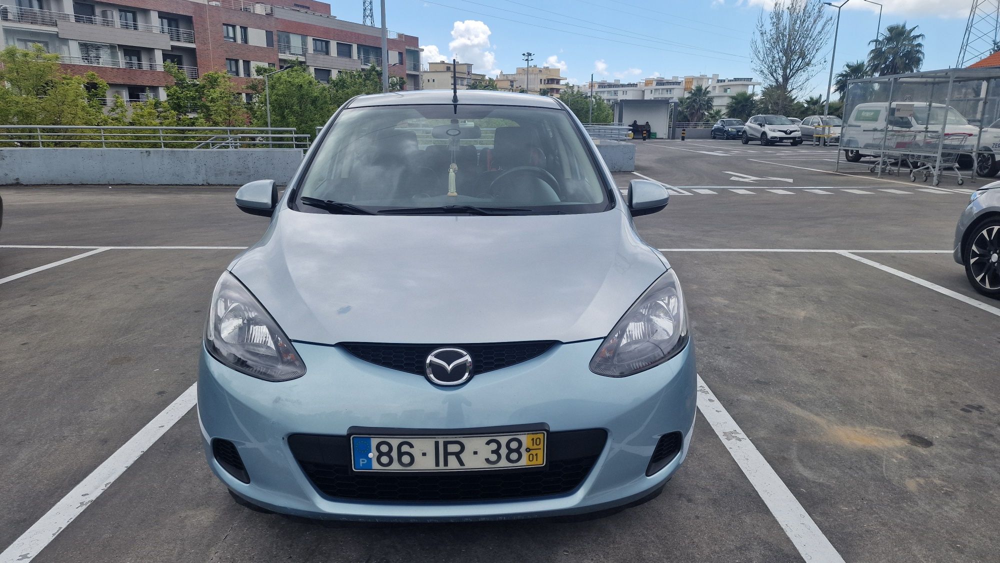 Mazda 2 1.3 Gasolina – 2010 – 176.000 km – Excelente Estado