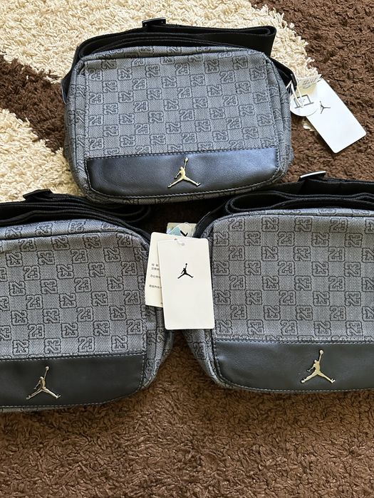 Сумка Air Jordan Monogram Crossbody | Nike, найк, джордан месенджер