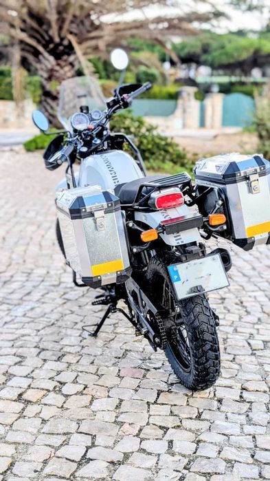 Royal Enfield 411 - Carregada de Extras Excelente Estado