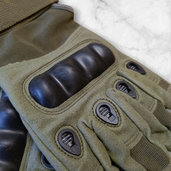 Перчатки военные