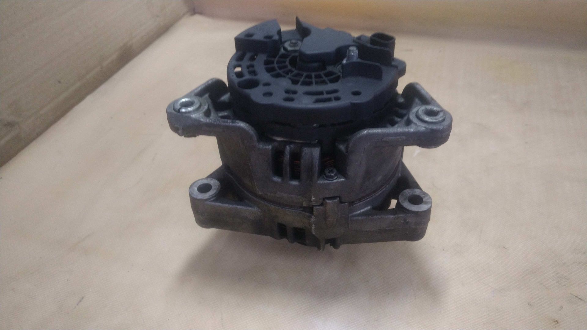 / Meriva B alternator 1.7 CDTI