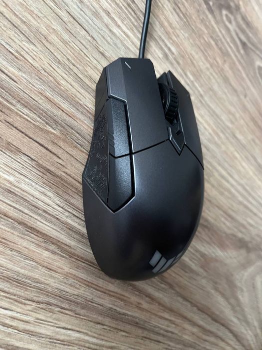 Оригінальна компʼютерна мишка ASUS M5