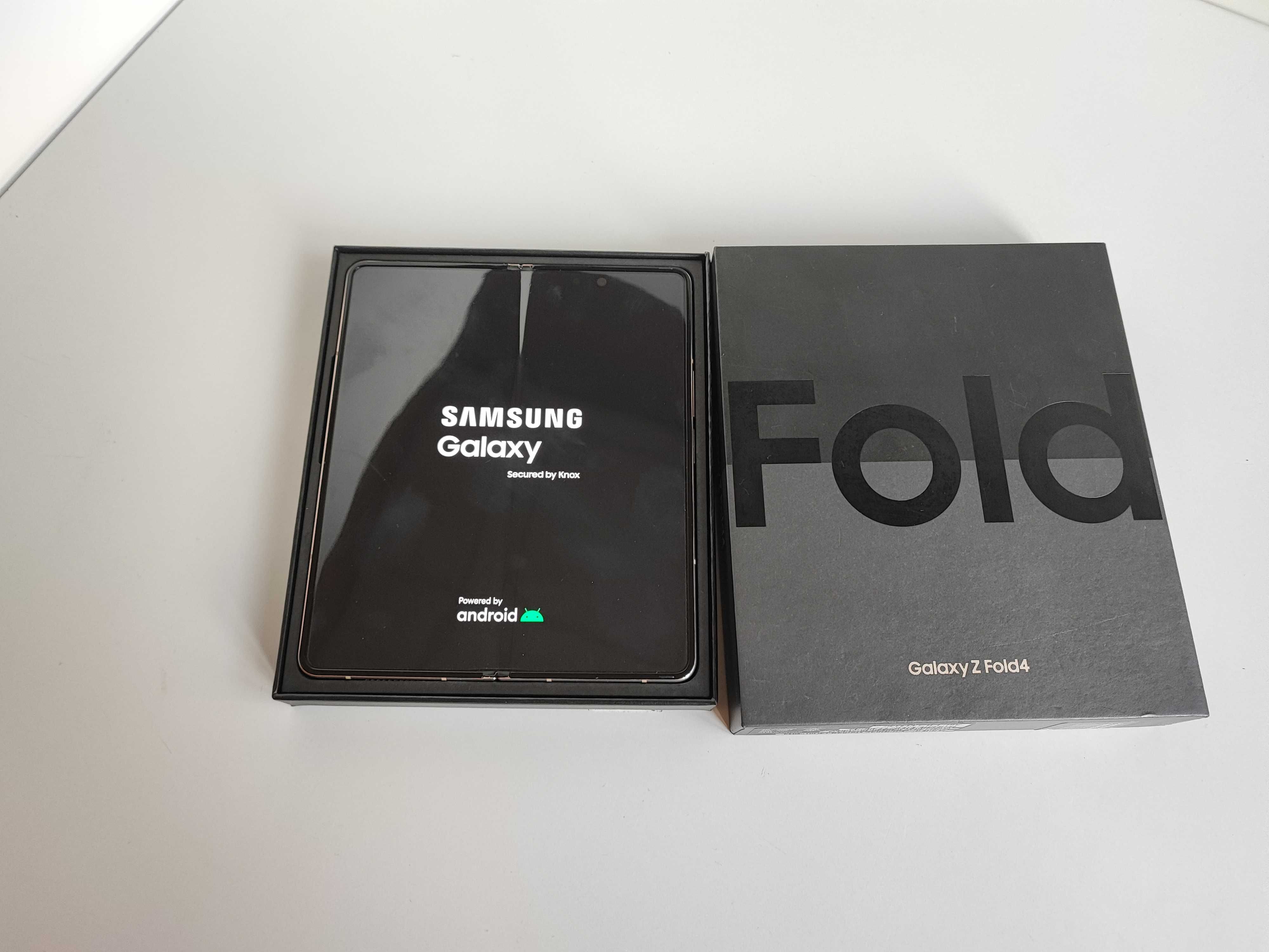 Смартфон Samsung Galaxy Fold4 12/256GB Beige