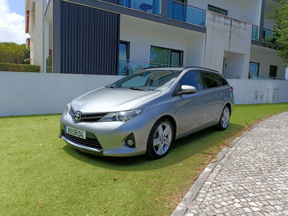Toyota Auris 1.4 D4D NACIONAL 2014