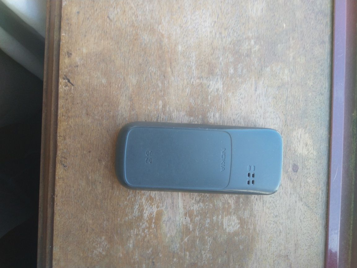 Vendo um Nokia 101