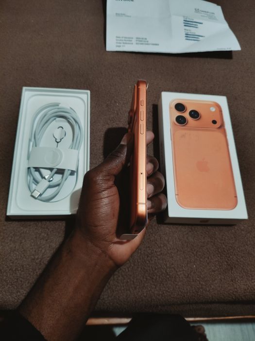 iPhone 17 pro como novo 22 dias de uso sem marcas de uso