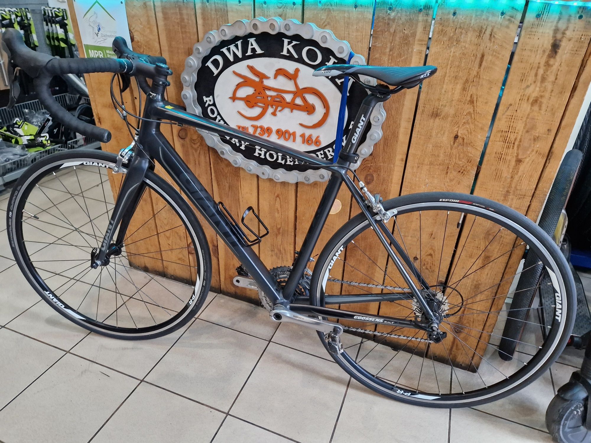 Rower szosowy Giant Defy