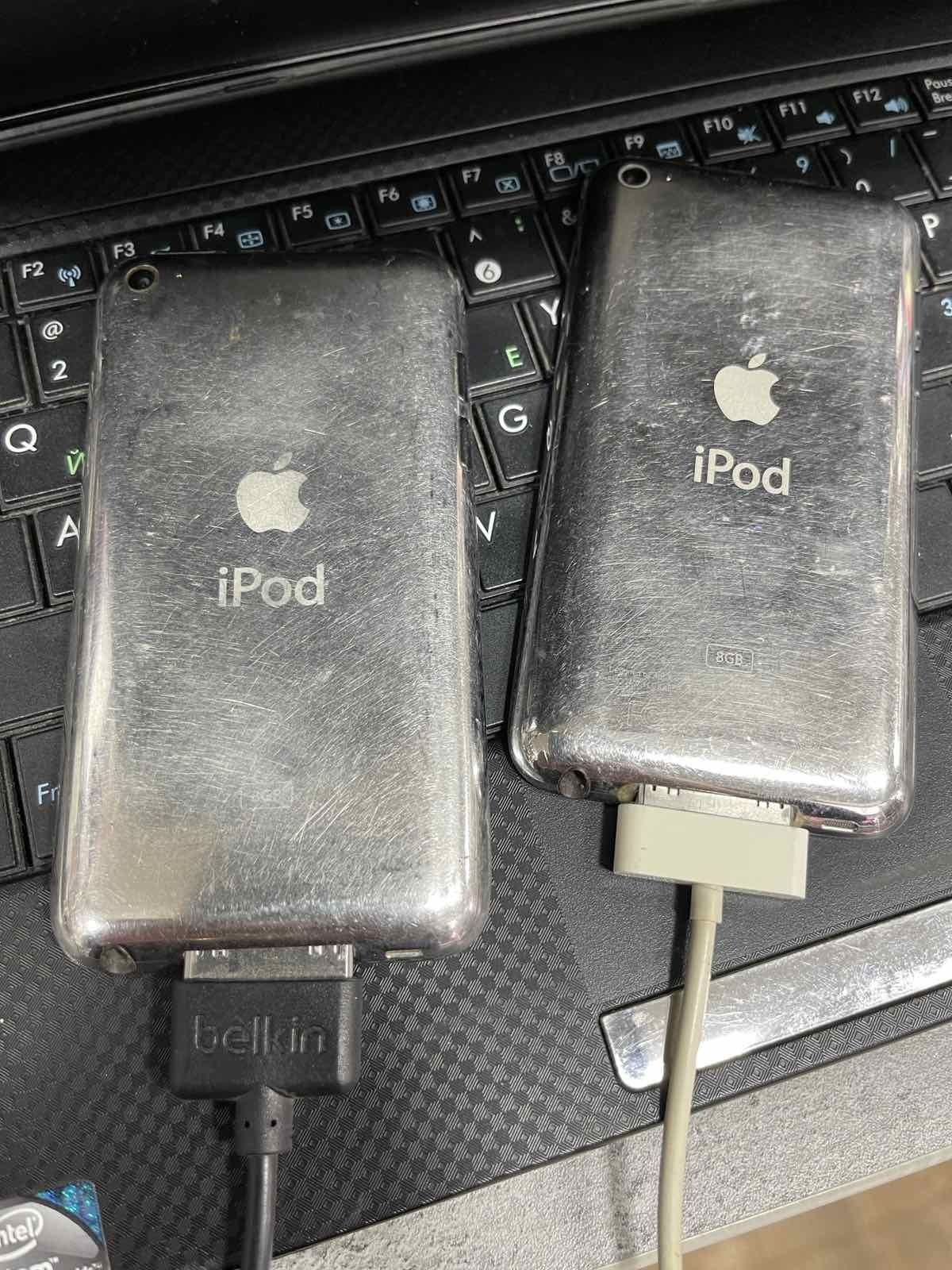 iPod 4 на запчасти либо под восстановление