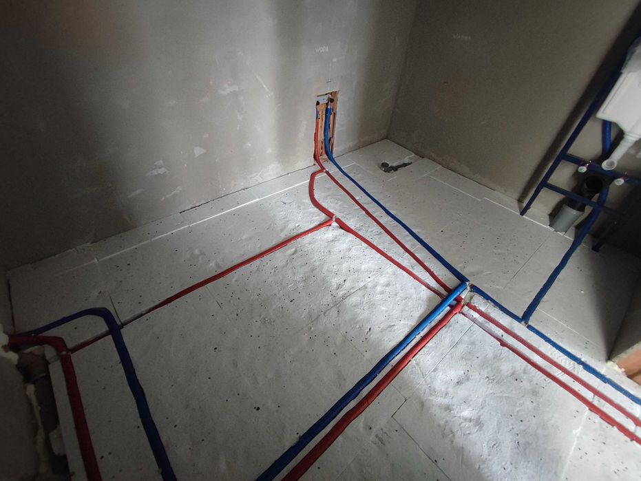 Podłogowe ogrzewanie wod kan kotłownie posadzki reku Klimatyzacja