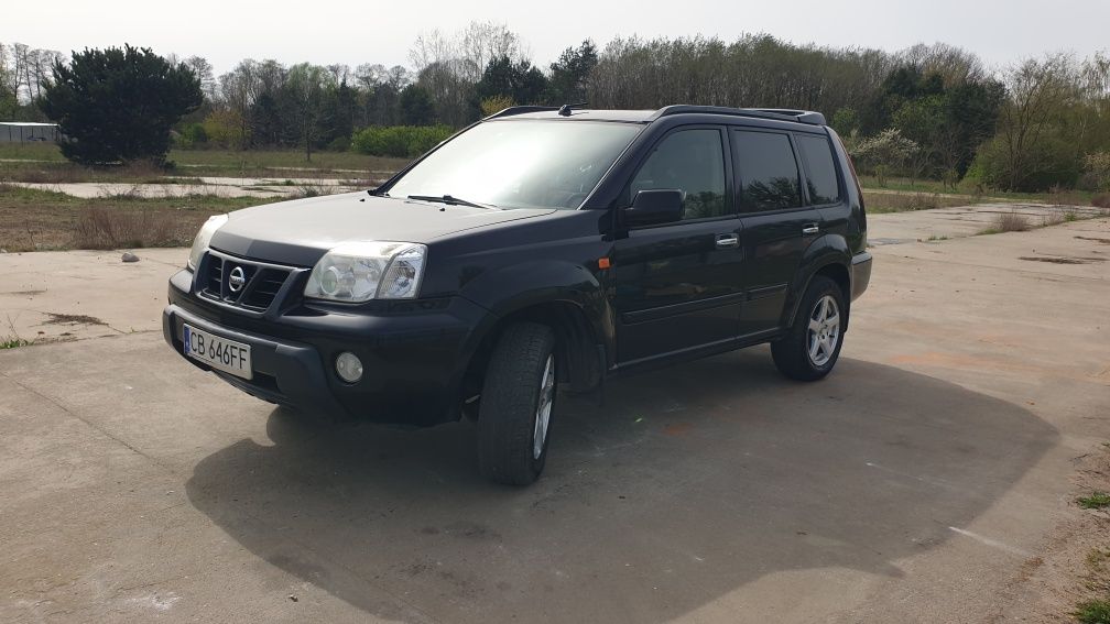 Nissan x-trail t30 2.0 benzyna/LPG,4×4,hak