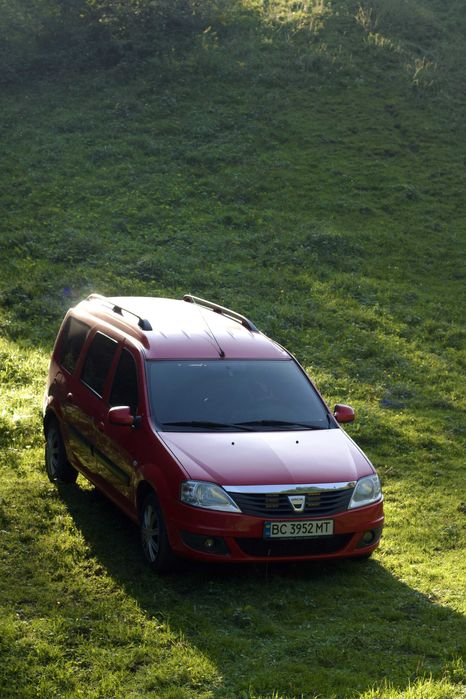 Авто під виплату Dacia Logan MCV 2010 року