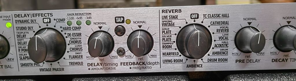 t.c. electronic M 350 efect/reverb processor