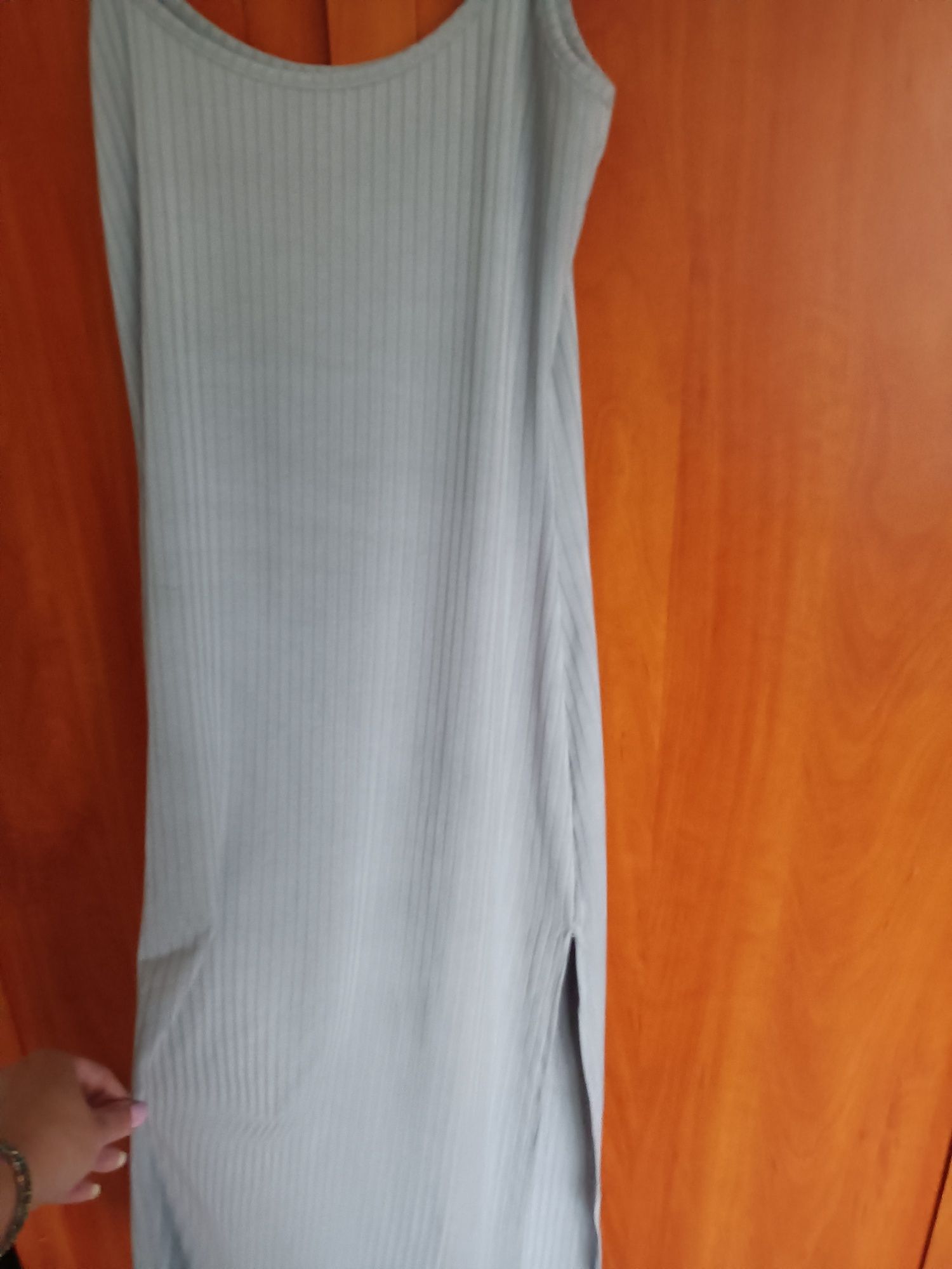 Sukienka długa maxi prążkowana L szara na ramiączkach dopasowana
