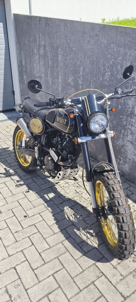 Bullit hero 125 c