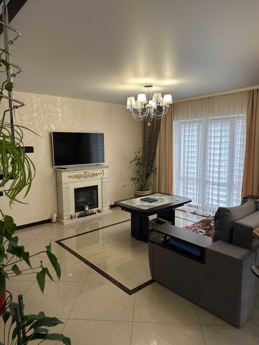 Дворівнева квартира у Ворзелі  147 м² з ремонтом за 89000