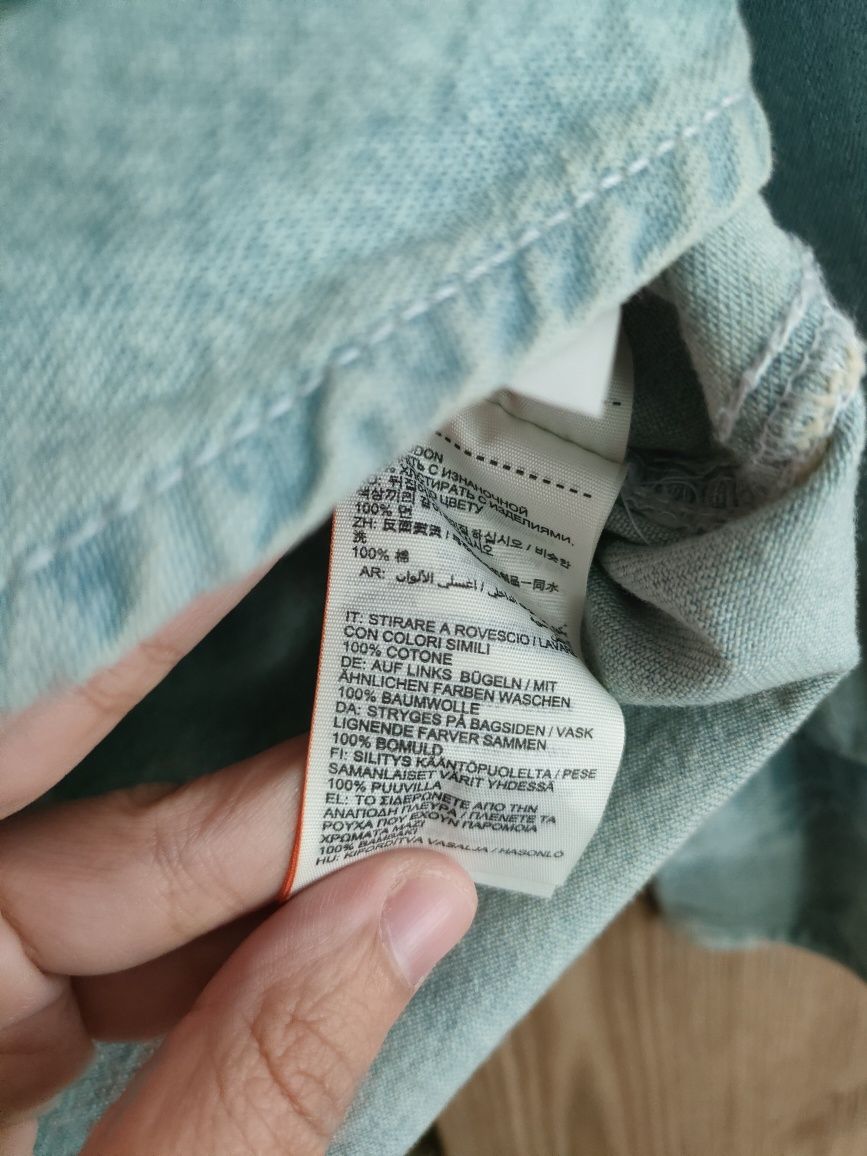 Superdry – Niebieska jeansowa koszula oversize z haftowanym wzorem
