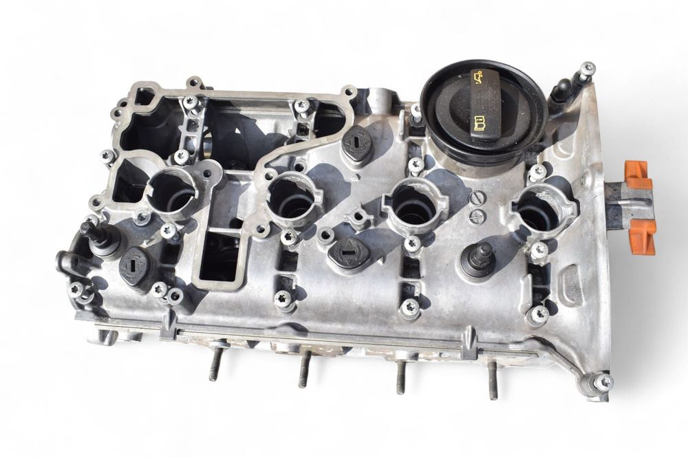 Głowica AUDI A4 B8 A5 8T 1.8 2.0 TFSI 06H103373K