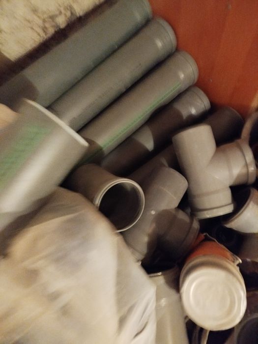 Нові каналізаційні труби