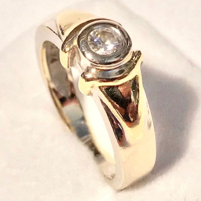 Złoty PIERŚCIONEK 18K cudowny BRYLANT 0,25ct r. 10