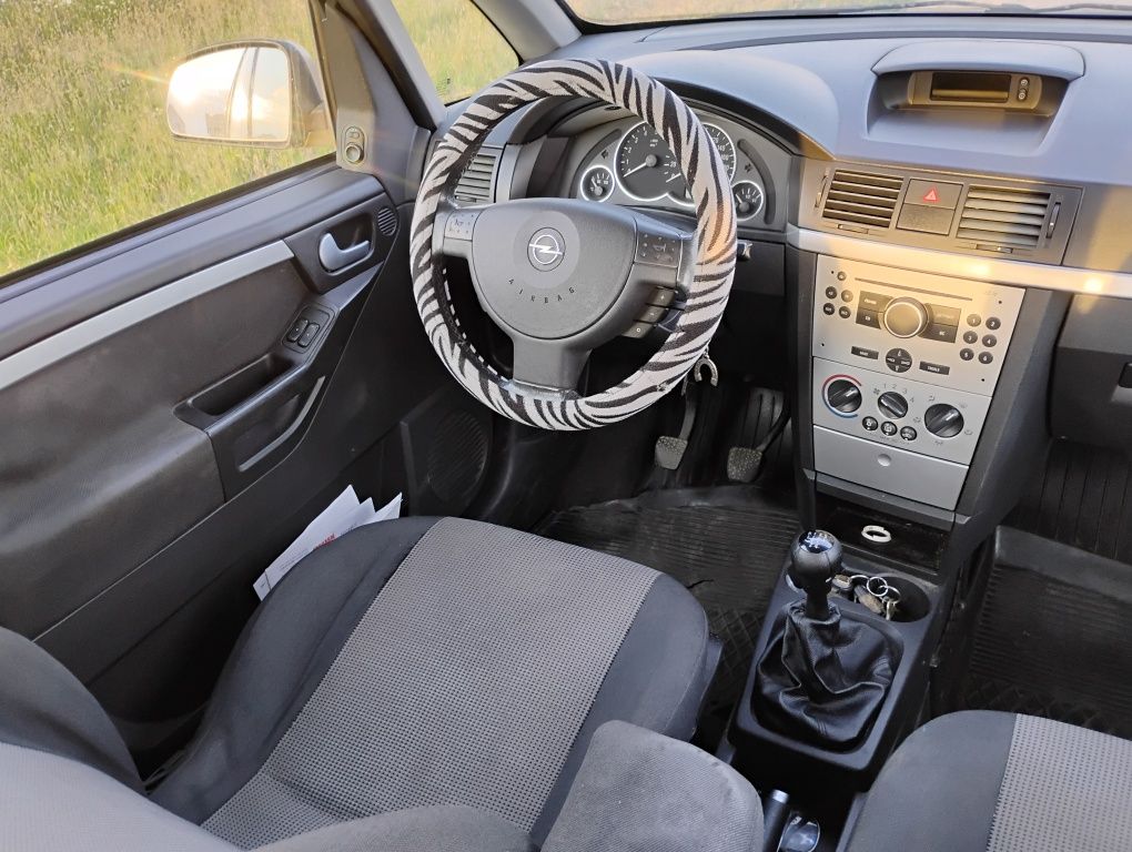 Opel Meriva 1.7 DTI Isuzu  2005 Klimatyzacja Bez korozji Ładna
