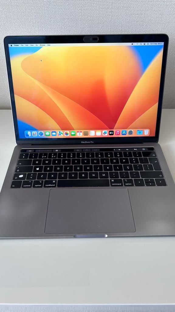 MacBook pro Touch 13" i7 16Gb 2020