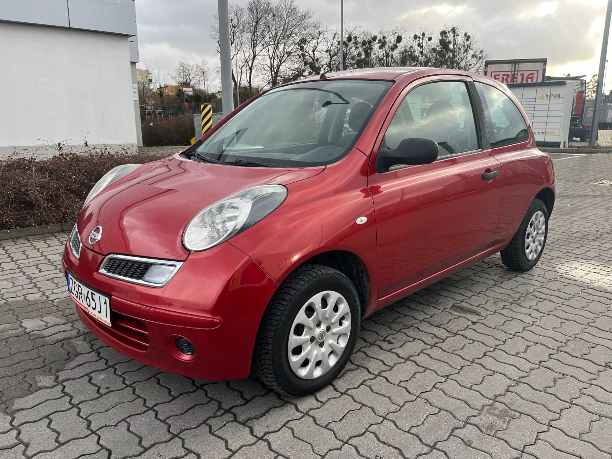 * Nissan Micra * 2009 * 1,2 Benz *