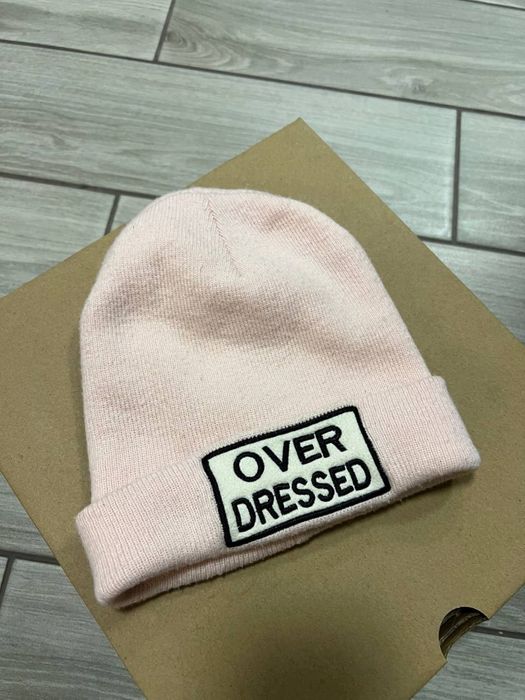 Жіноча шапка Bershka