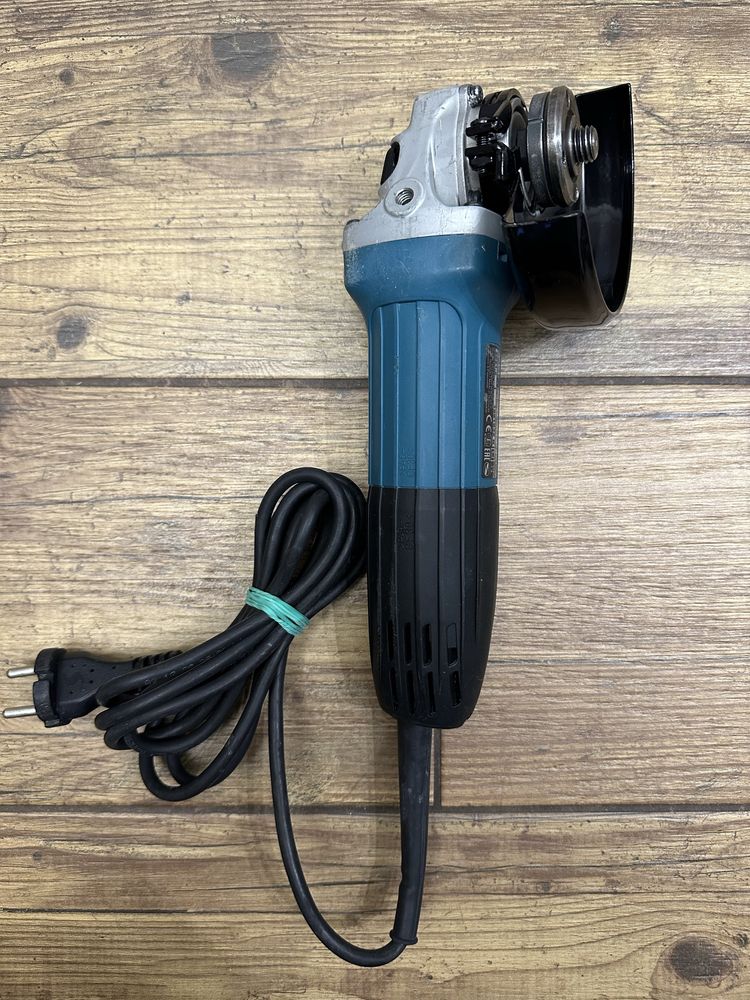Szlifierka kątowa sieciowa GA5030R (125mm 720W) Makita