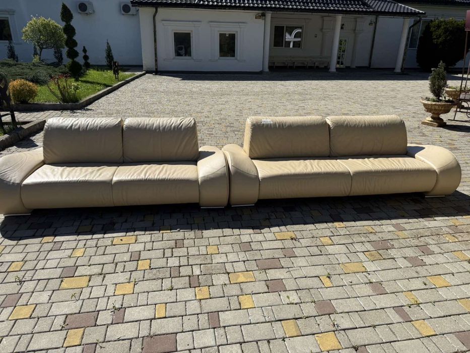 Шкіряний кожаний куток