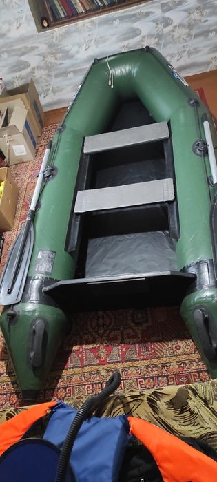 Лодка надувная ПВХ. 270 с Транцем