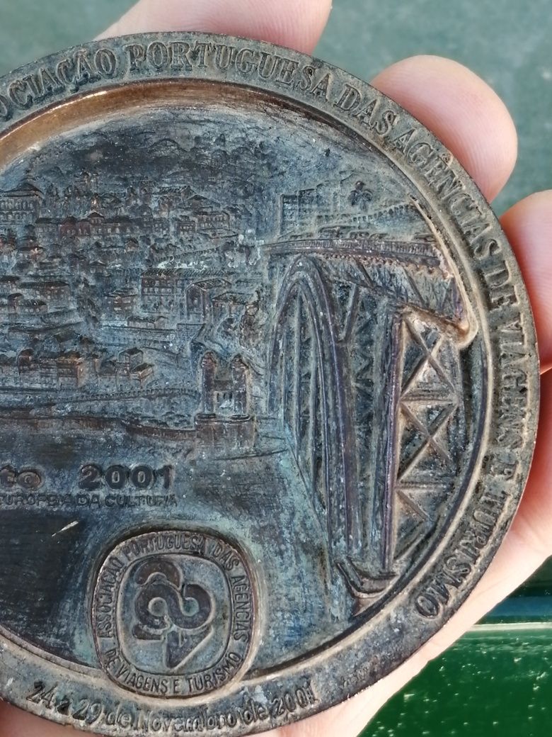 Medalha antiga Porto 2001