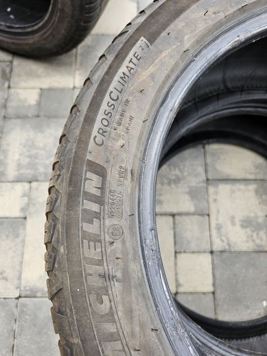 Opony wielosezonowe Michelin crossclimate 2  245/45R18