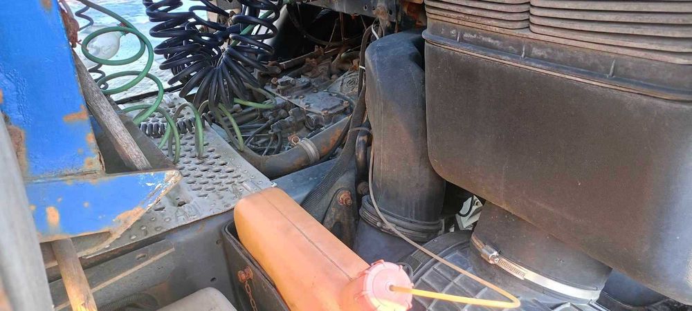 Renault Premium 2003