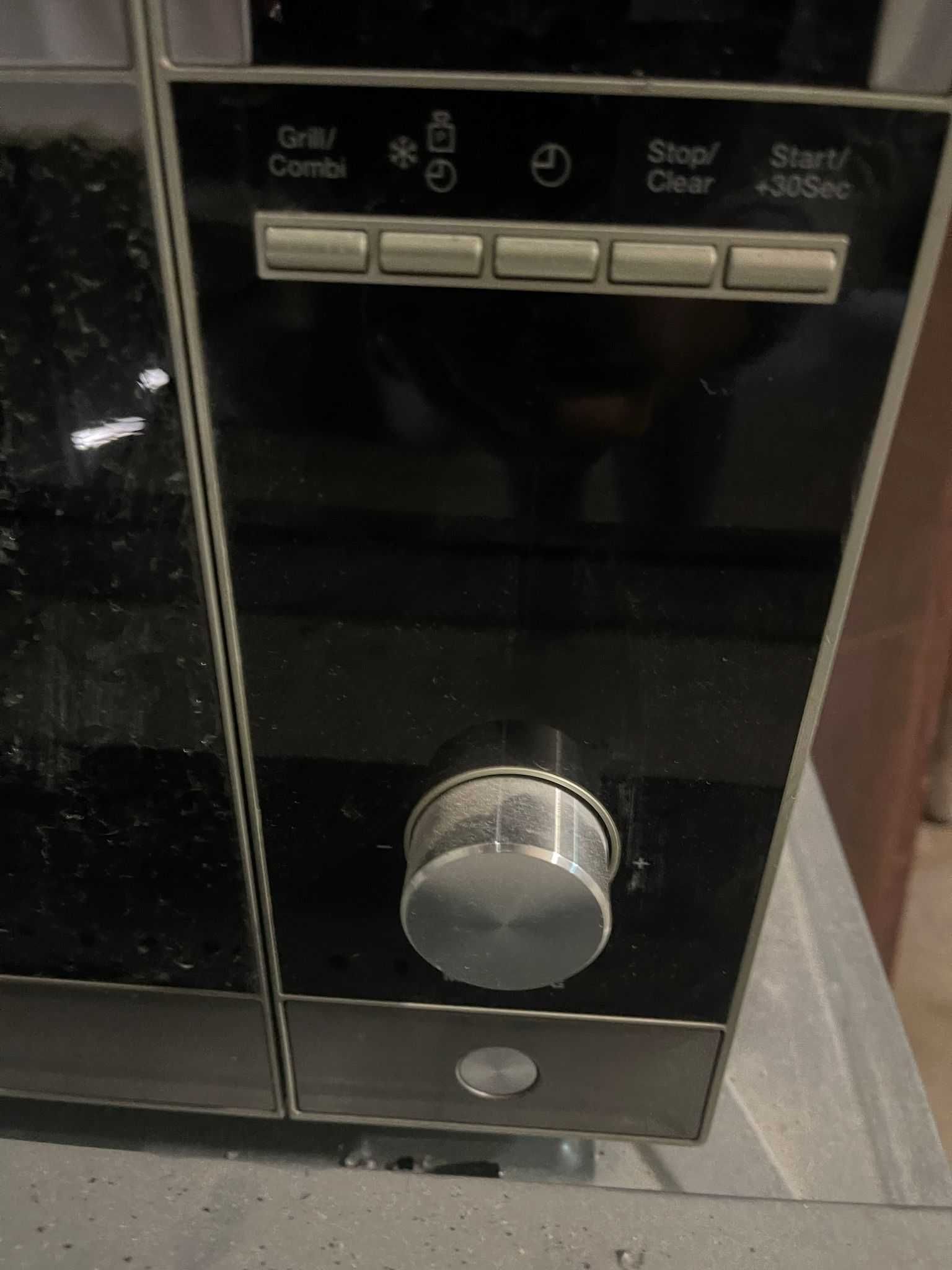 Microondas Teka vidro partido