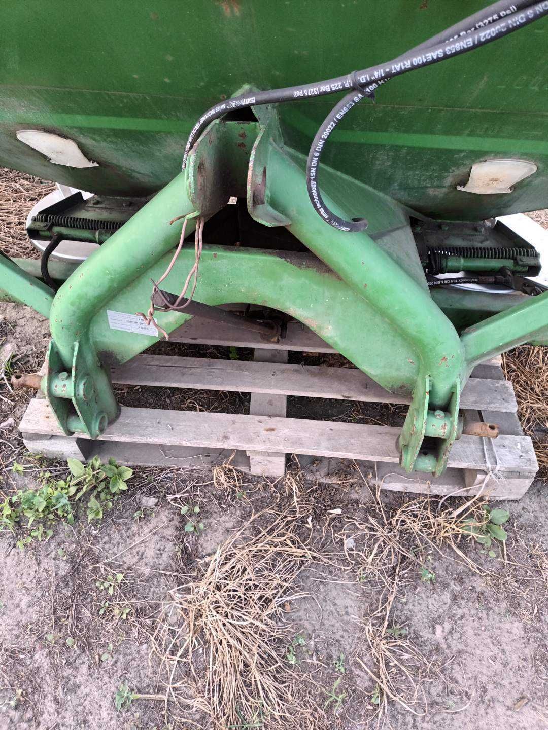 Rozsiewacz nawozów Amazone sprzedam