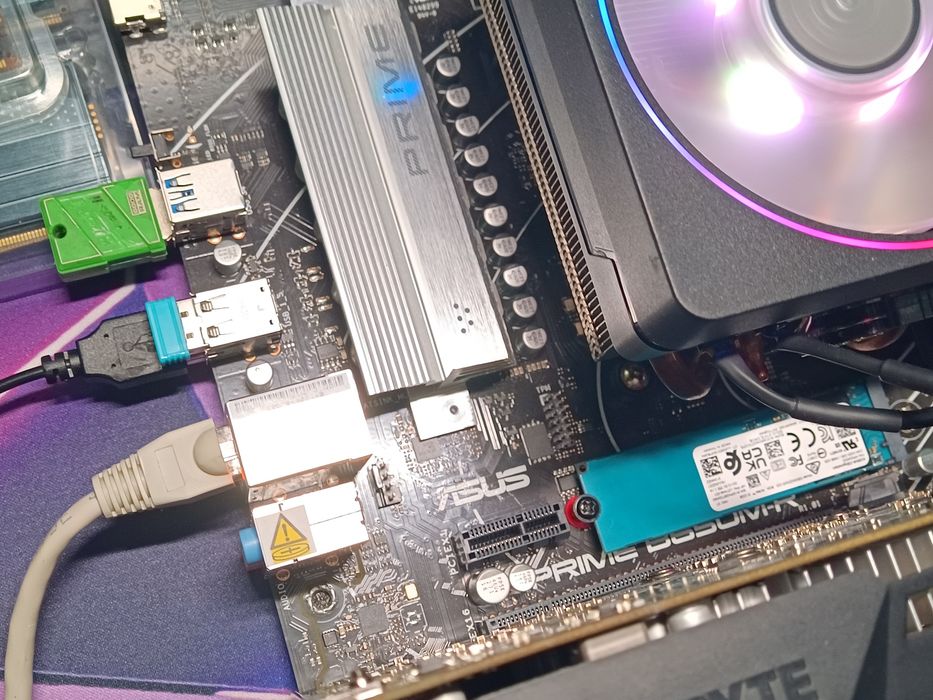 Продам плату ASUS Prime B650M-R.