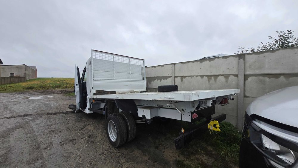 Renault master 3 master IV hak belka tył 2025 rok