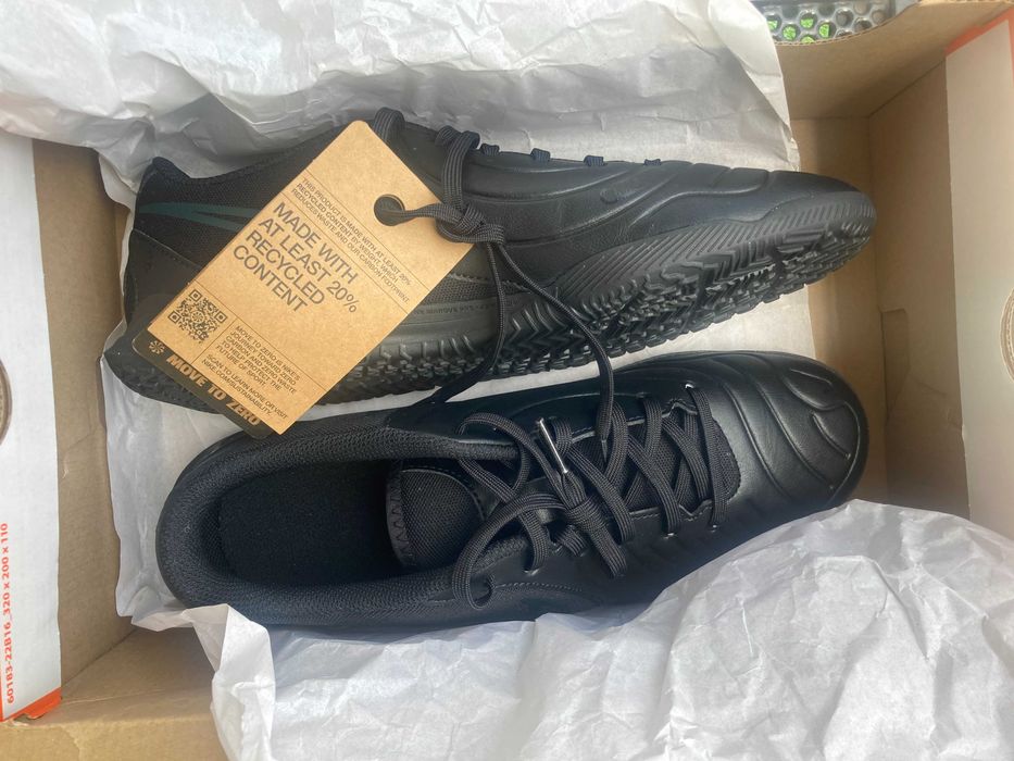 Sapatilha futsal Nike Legend 10 CLUB IC