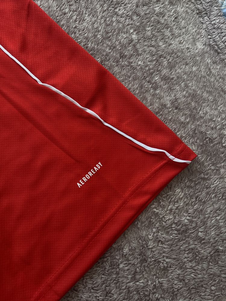 Liverpool 25/26 Home Kit