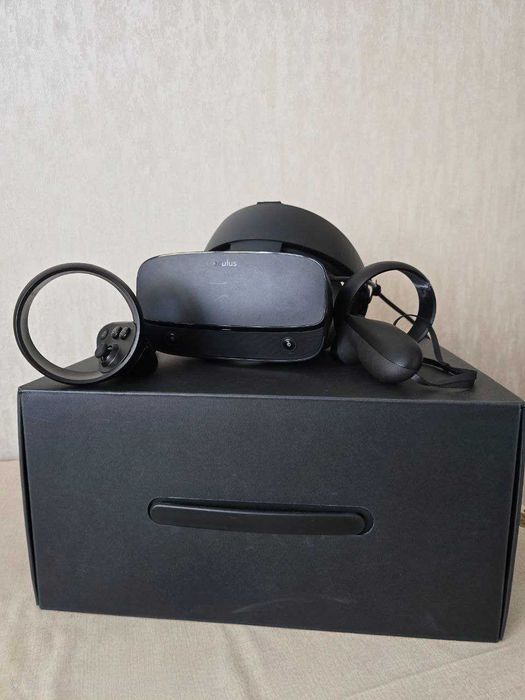 Окуляри віртуальної реальності oculus rift s