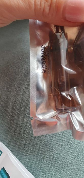 Nacomi next lvl meso wand. Mezoterapia mikroigłowa