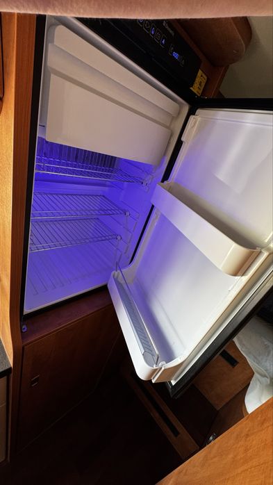 Wynajem kampervan Cathago Malibu. Gotowy na Twoja przygodę!