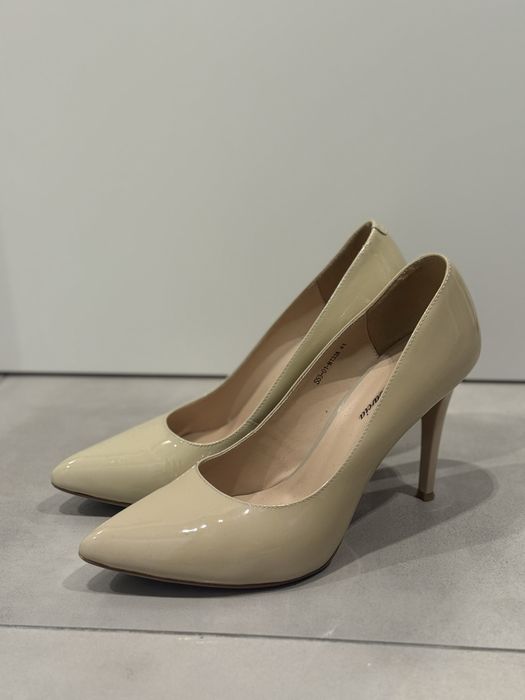 Туфлі лодочки бежеві б/у