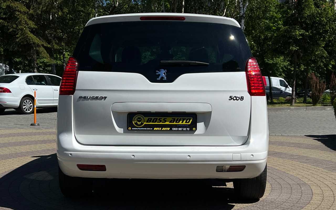 Peugeot 5008 2012