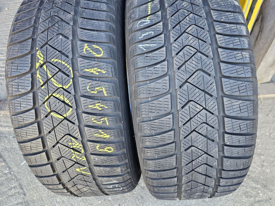 Opony Zimowe 2szt R19 245/40-Pirelli-20Rok