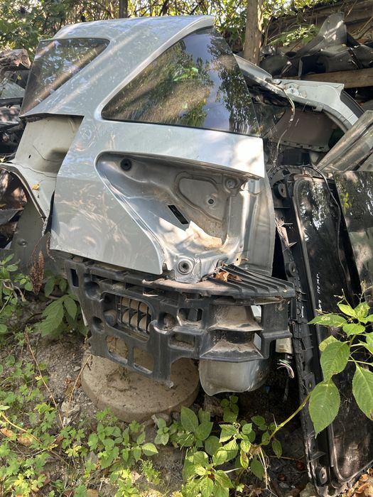 Кронштейн бампера Peugeot Пежо 407 задній